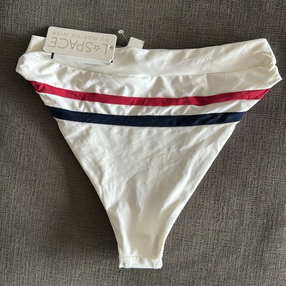 NWT!!! L*Space bitsy bikini bottom, size M - Picture 3 of 4